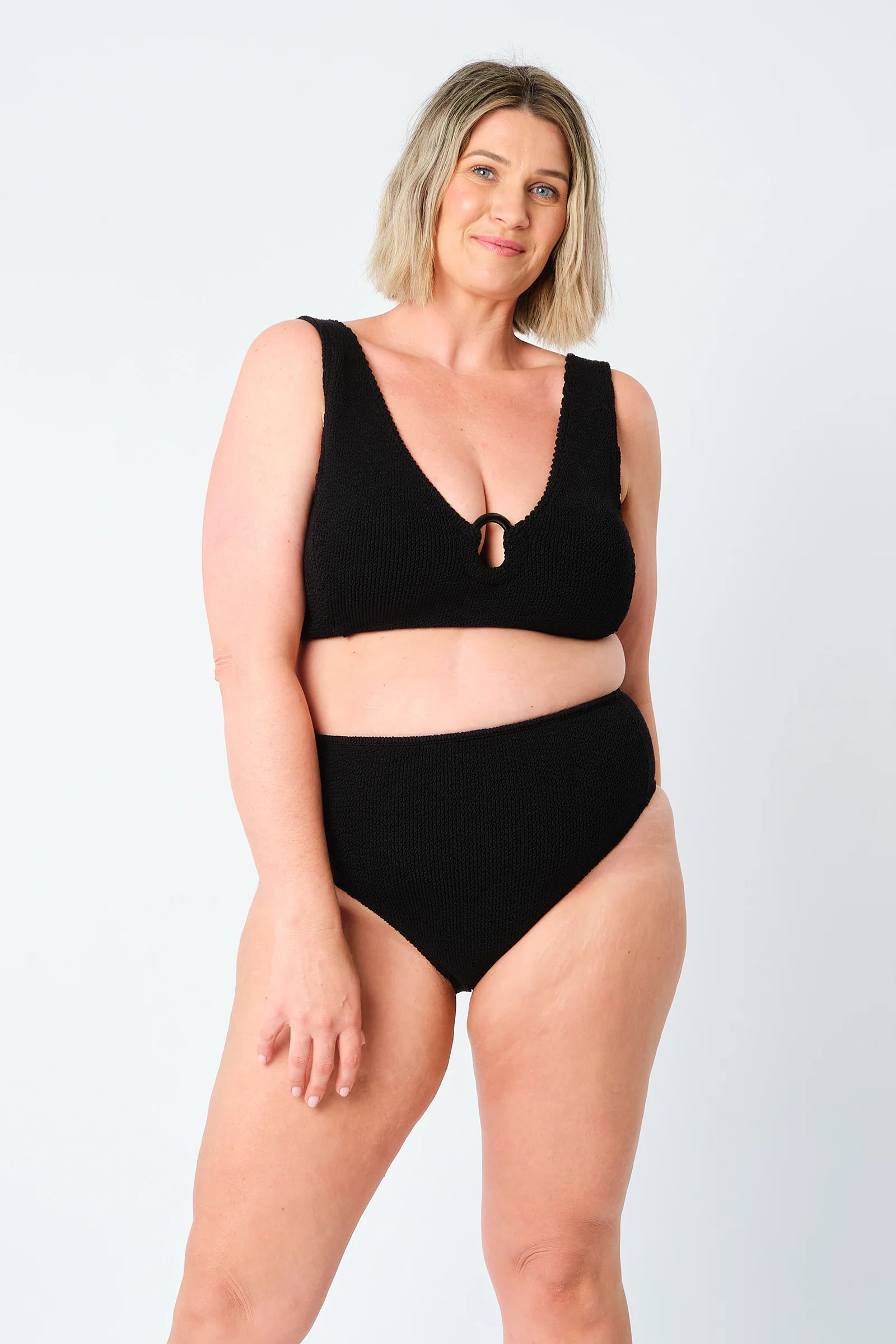 Crinkle Cut V-Neck Bikini Bralette with Ring BLACK - Image 10