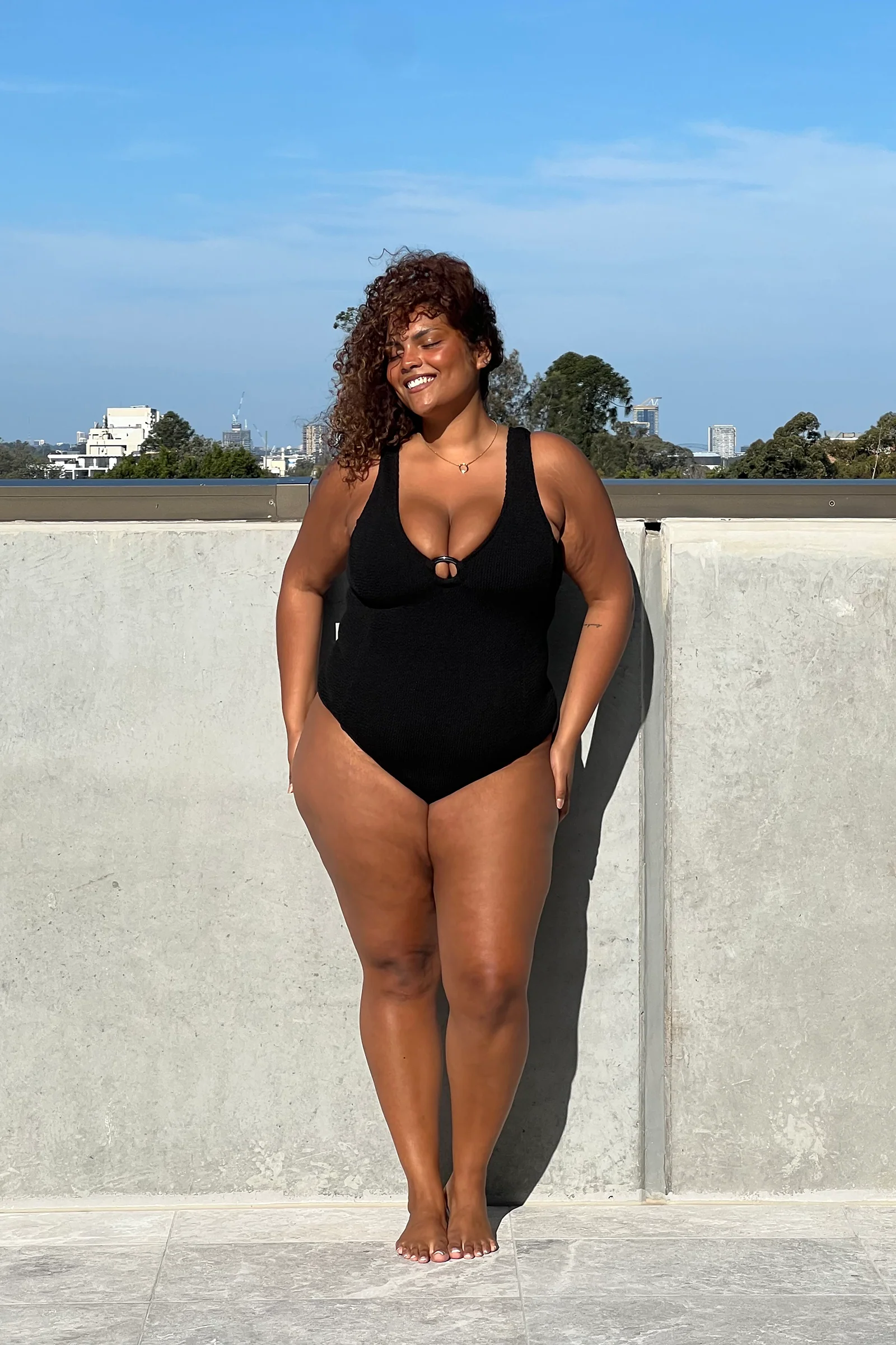 Crinkle Cut V-Neck One Piece with Ring BLACK - Image 13