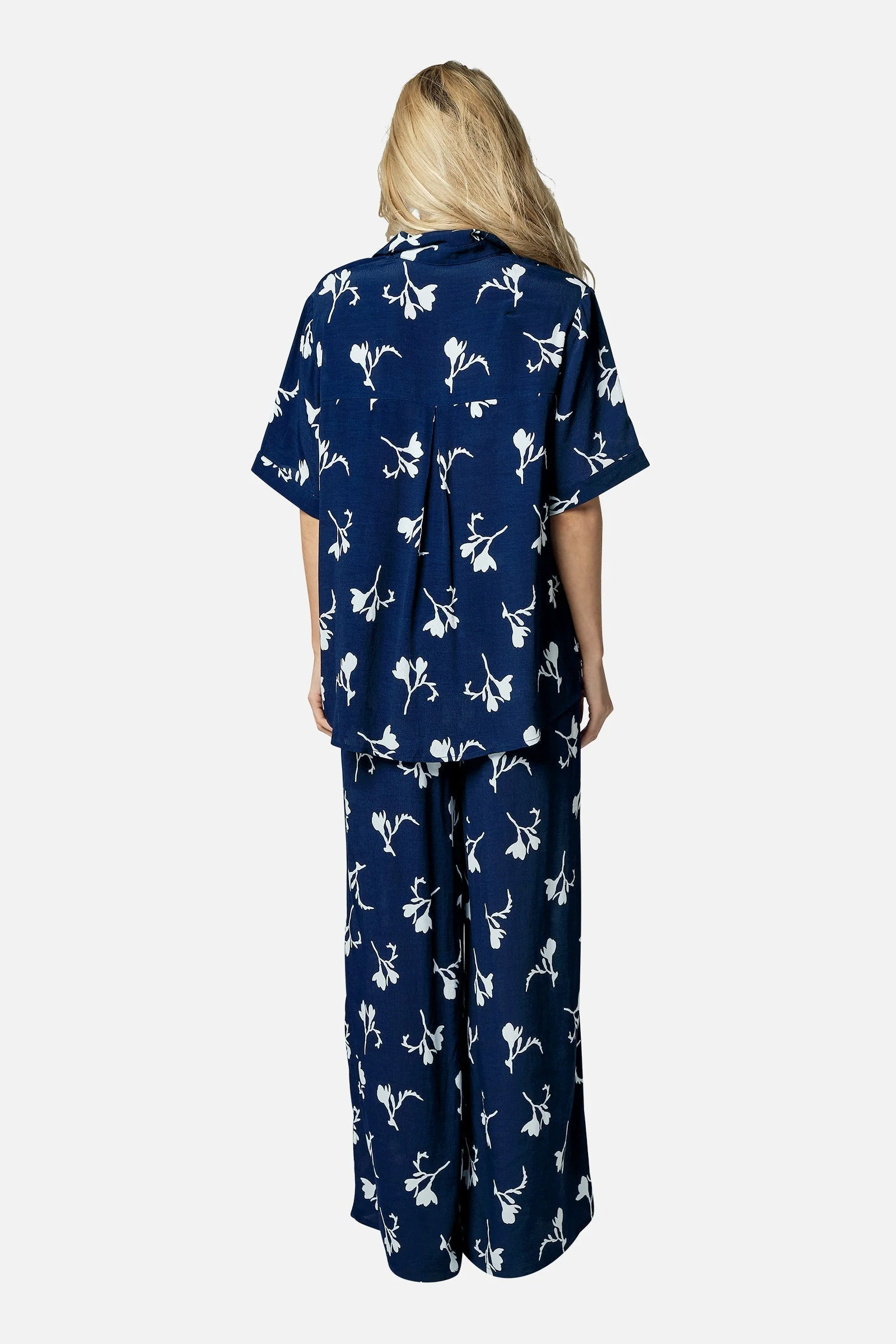 Short Sleeve Button-Up Shirt FREESIA SILHOUETTE NAVY - Image 3