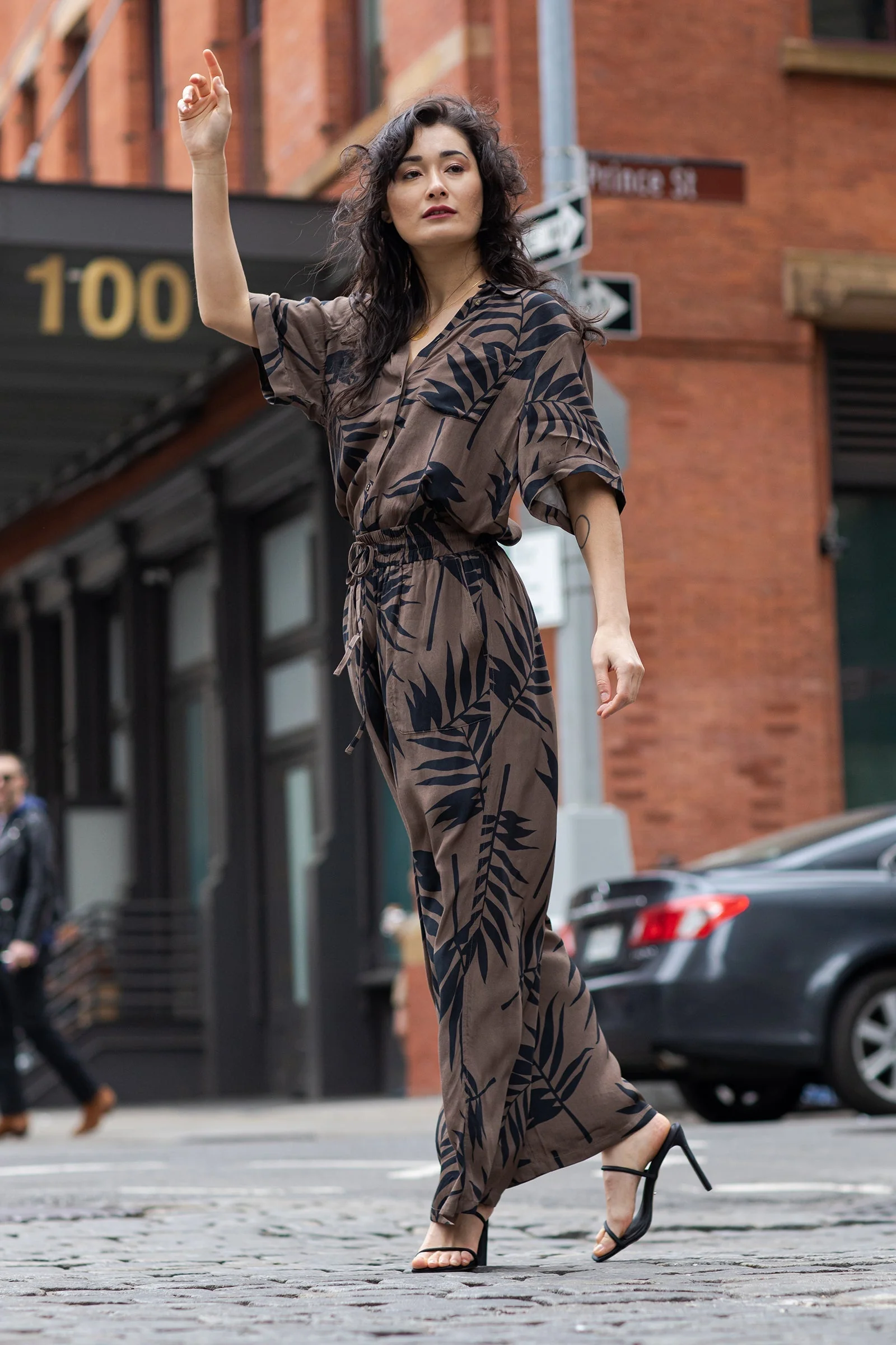 Short Sleeve Button-Up Shirt PALM SILHOUETTE CHOCOLATE - Image 8